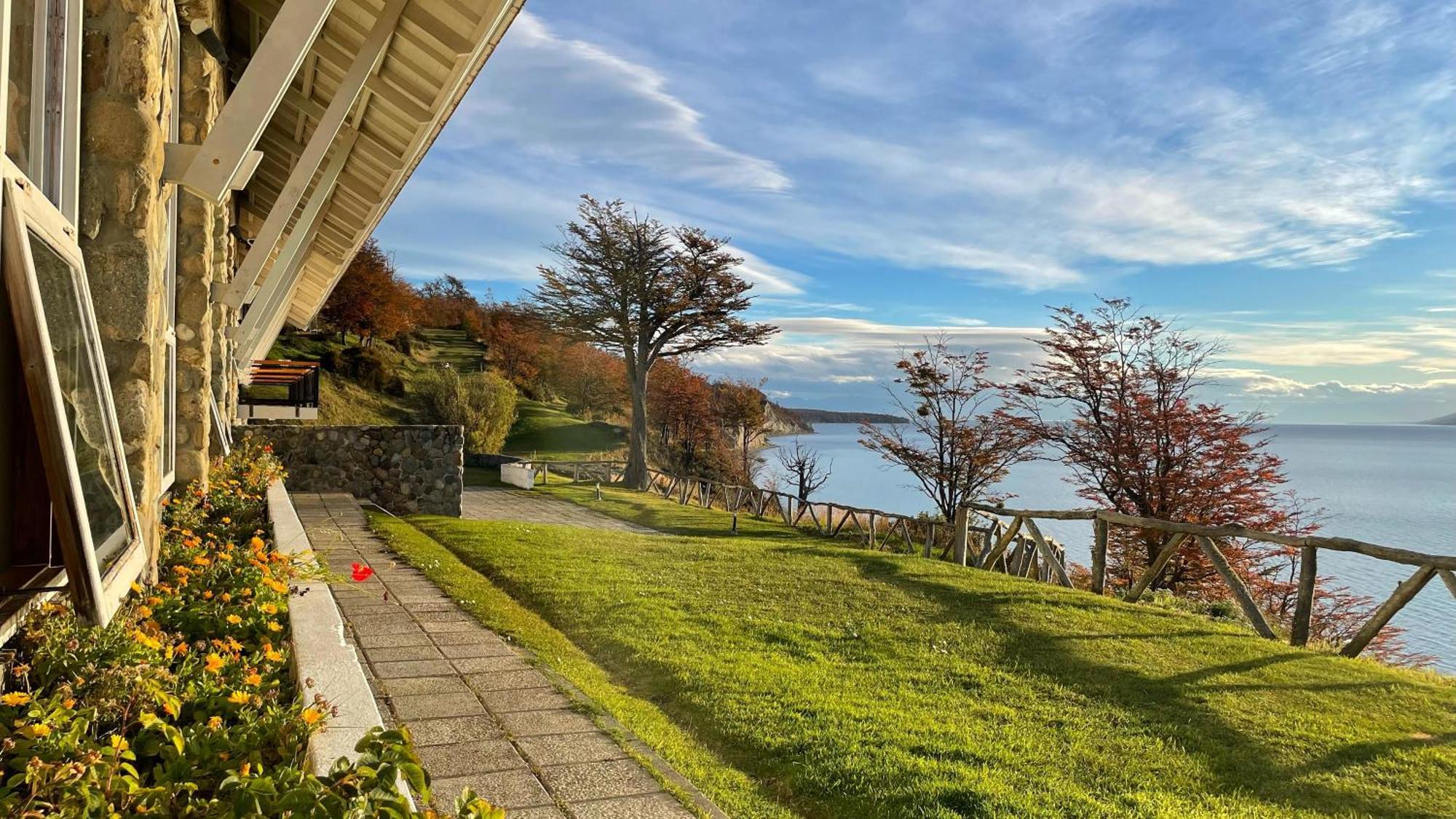 Hosteria Kaiken Tolhuin Exteriör bild
